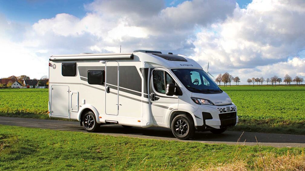 Sunlight Van Adventure V 67 S