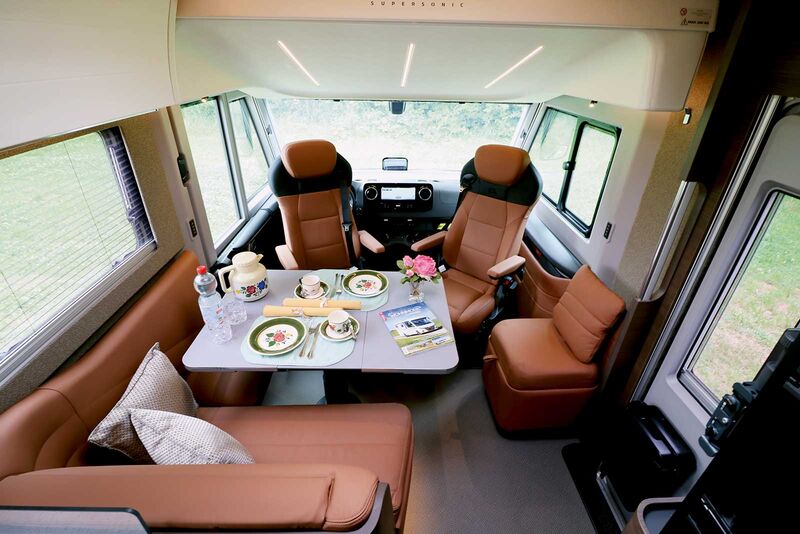 L’élégant design intérieur du Supersonic transmet immédiatement une sensation de confort.